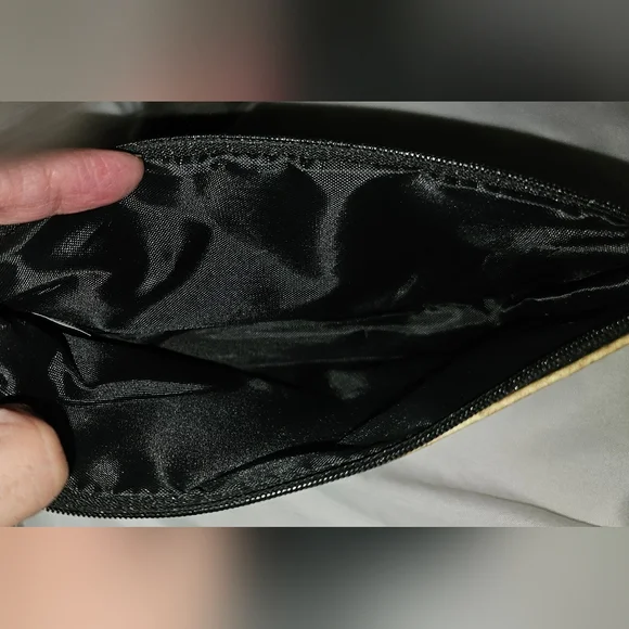 American Flag Wrislet - Picture 4 of 4